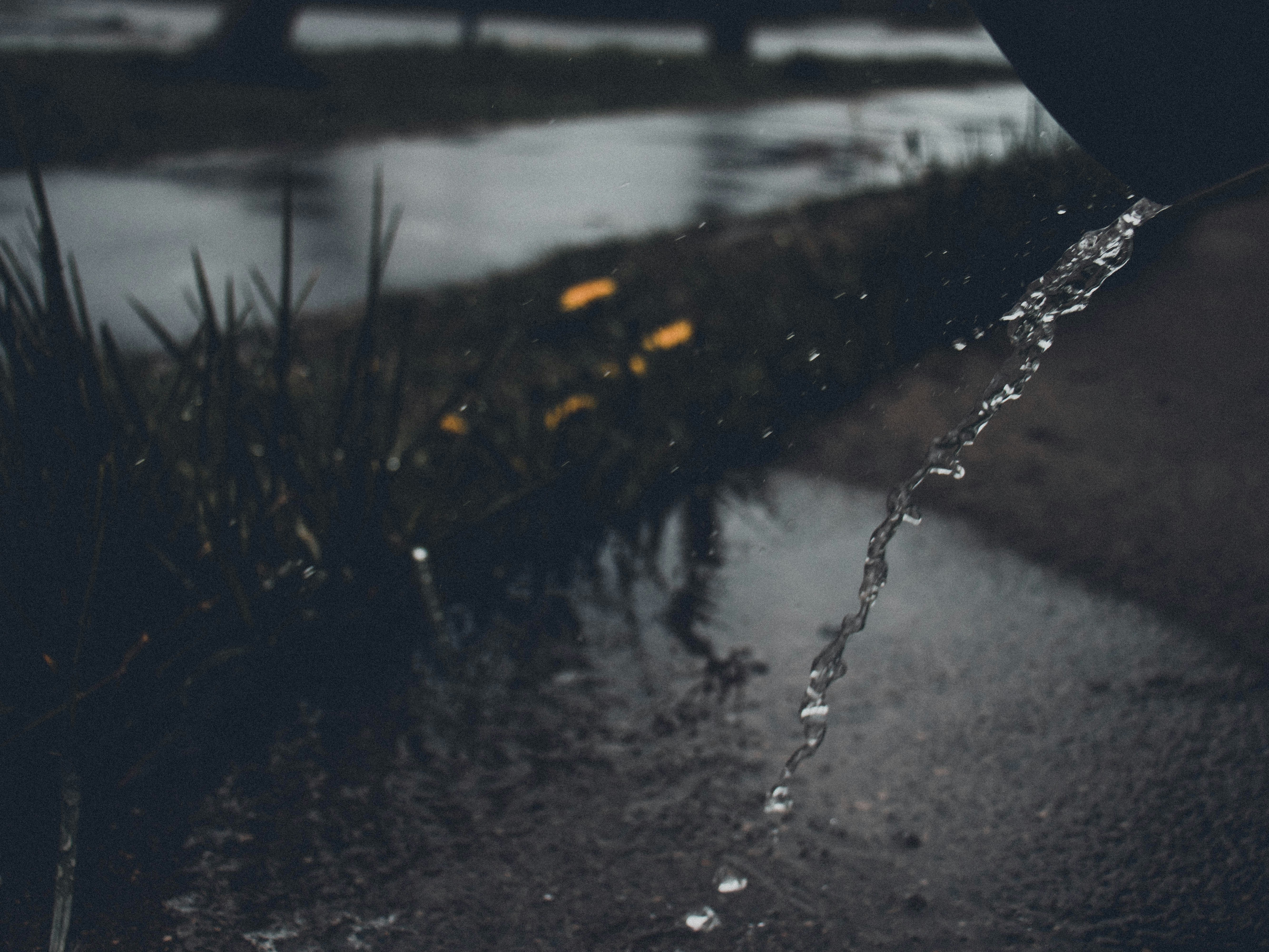 都市部のヒートアイランド現象を説明する図解